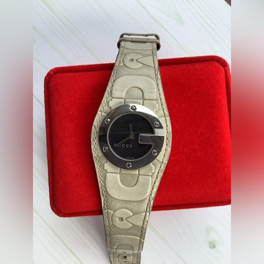 Attractive🌟Stylish🌟GUCCI bangle watch 💥💥